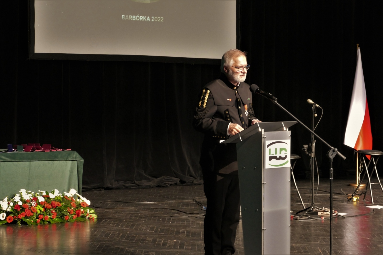 Zdjęcie w galerii na portalu naszwodzislaw.com: Uroczyste spotkanie barbórkowe w Wyższym Urzędzie Górniczym wiadomości z regionu