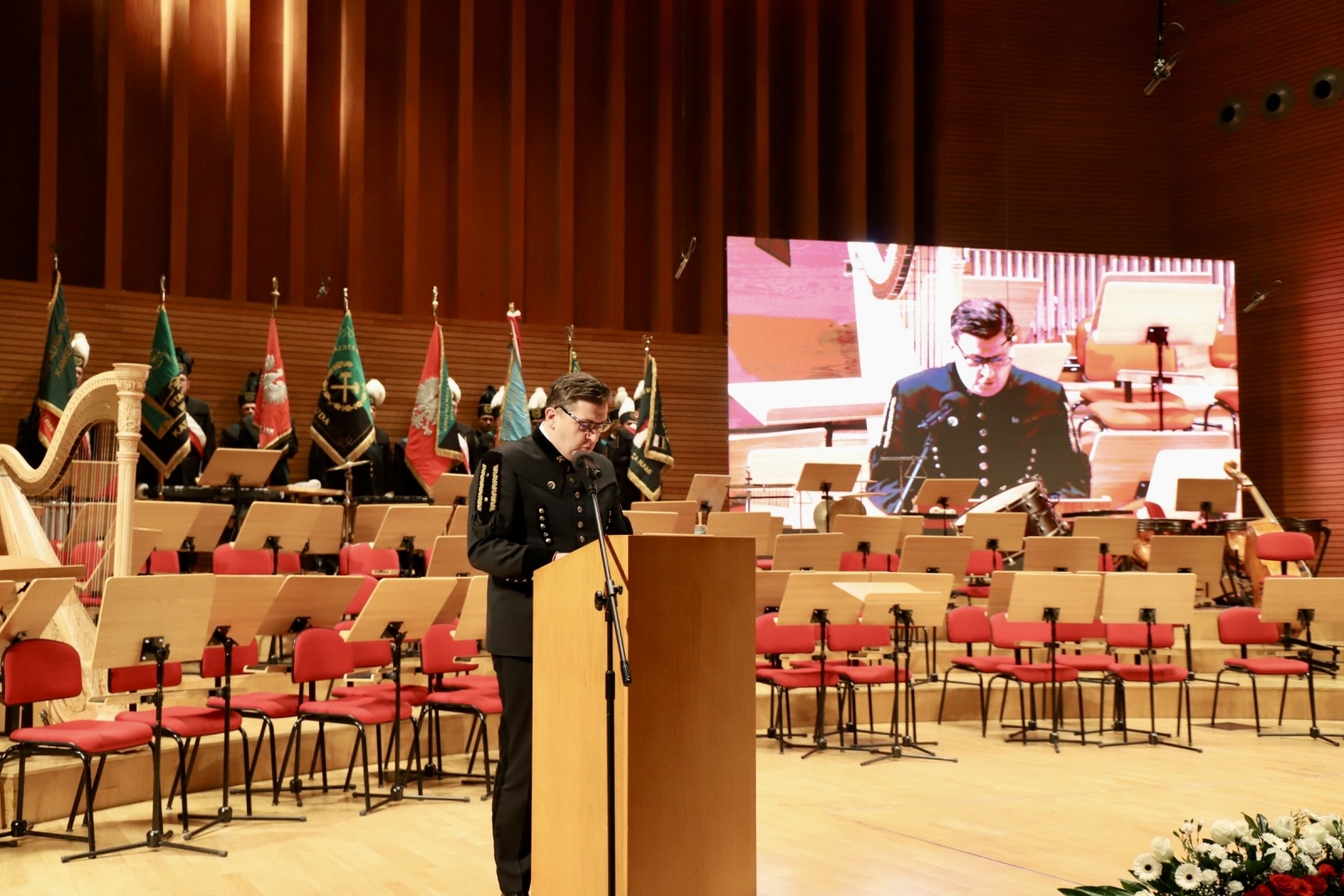 Zdjęcie w galerii na portalu naszwodzislaw.com: Uroczysta Akademia Barbórkowa Polskiej Grupy Górniczej wiadomości z regionu