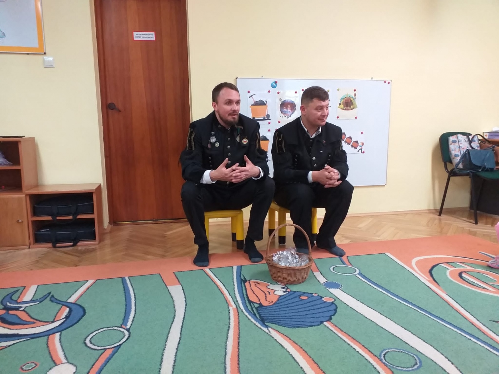 Zdjęcie w galerii na portalu naszwodzislaw.com: Przedszkolaki z Pszowa poznały zawód górnika wiadomości z regionu