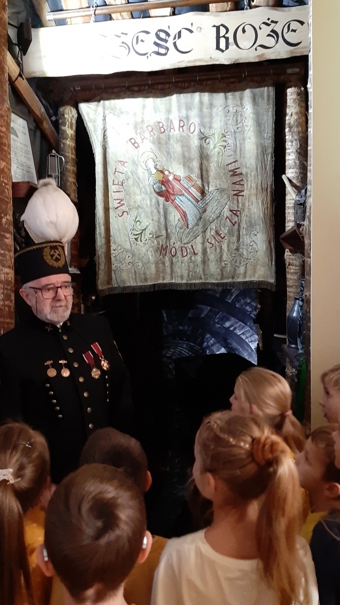 Zdjęcie w galerii na portalu naszwodzislaw.com: ZSP1 - szkoła oparta na tradycji wiadomości z regionu