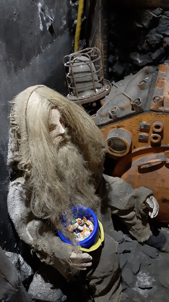 Zdjęcie w galerii na portalu naszwodzislaw.com: ZSP1 - szkoła oparta na tradycji wiadomości z regionu