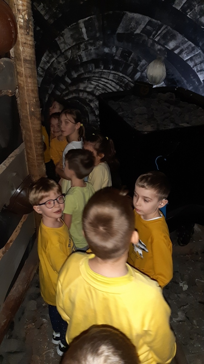 Zdjęcie w galerii na portalu naszwodzislaw.com: ZSP1 - szkoła oparta na tradycji wiadomości z regionu