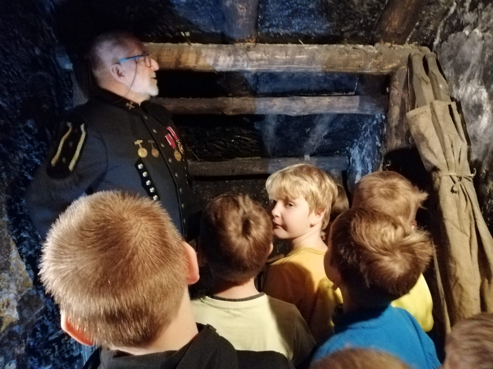 Zdjęcie w galerii na portalu naszwodzislaw.com: ZSP1 - szkoła oparta na tradycji wiadomości z regionu