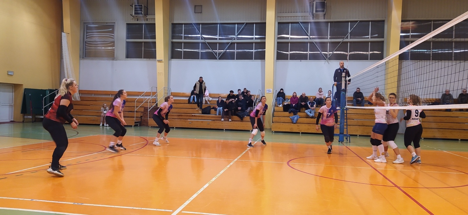 Zdjęcie w galerii na portalu naszwodzislaw.com: Wodzisławskie siatkarki wciąż na zwycięskim szlaku wiadomości z regionu