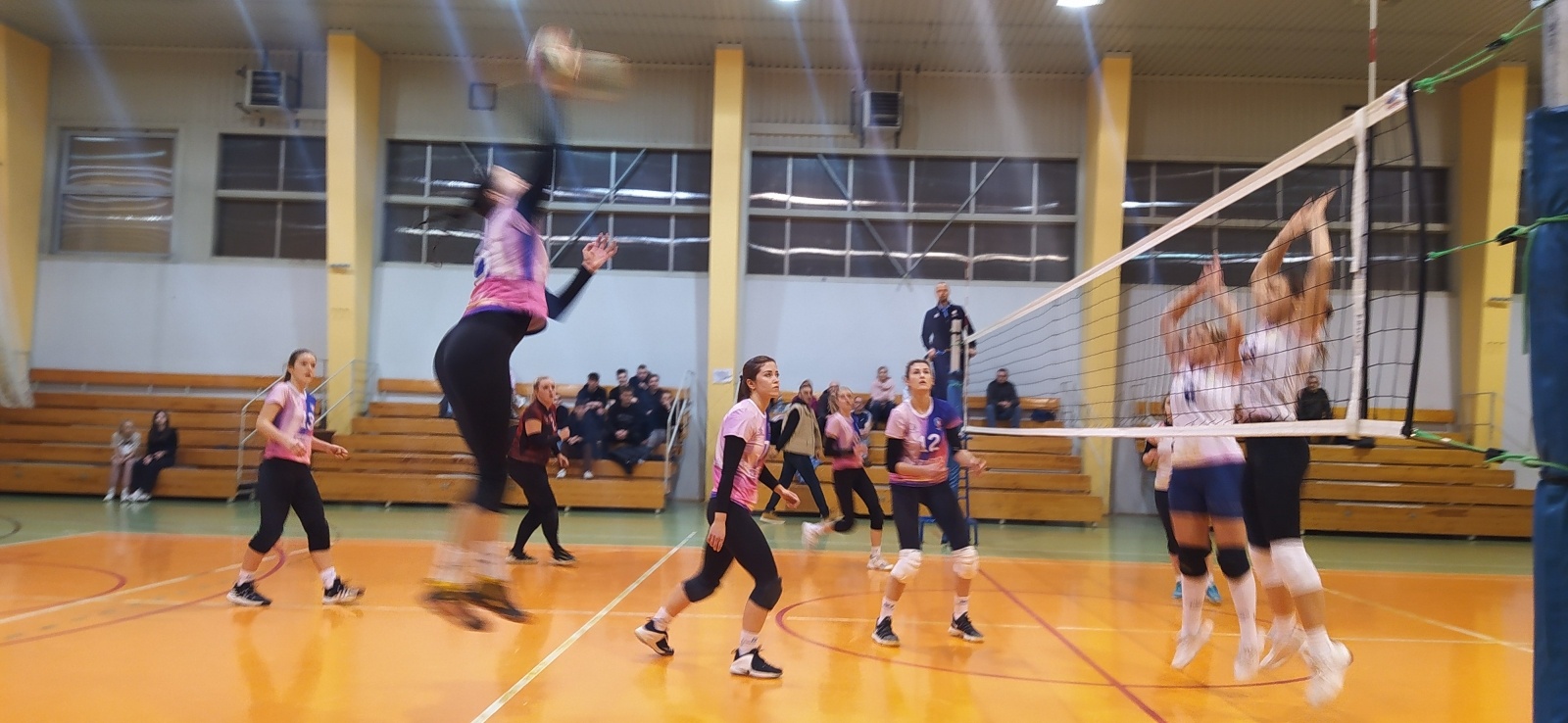 Zdjęcie w galerii na portalu naszwodzislaw.com: Wodzisławskie siatkarki wciąż na zwycięskim szlaku wiadomości z regionu