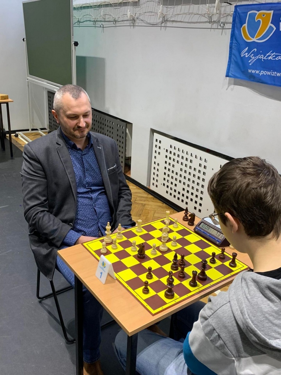 Zdjęcie w galerii na portalu naszwodzislaw.com: Szachowe mistrzostwa powiatu za nami [FOTO] wiadomości z regionu