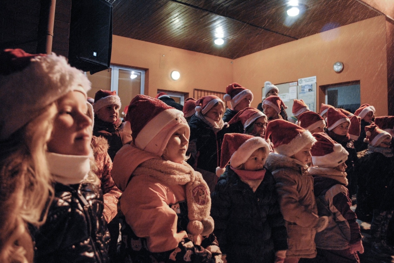 Zdjęcie w galerii na portalu naszwodzislaw.com: Jarmark Bożonarodzeniowy w Gołkowicach w zimowej scenerii [FOTO] wiadomości z regionu