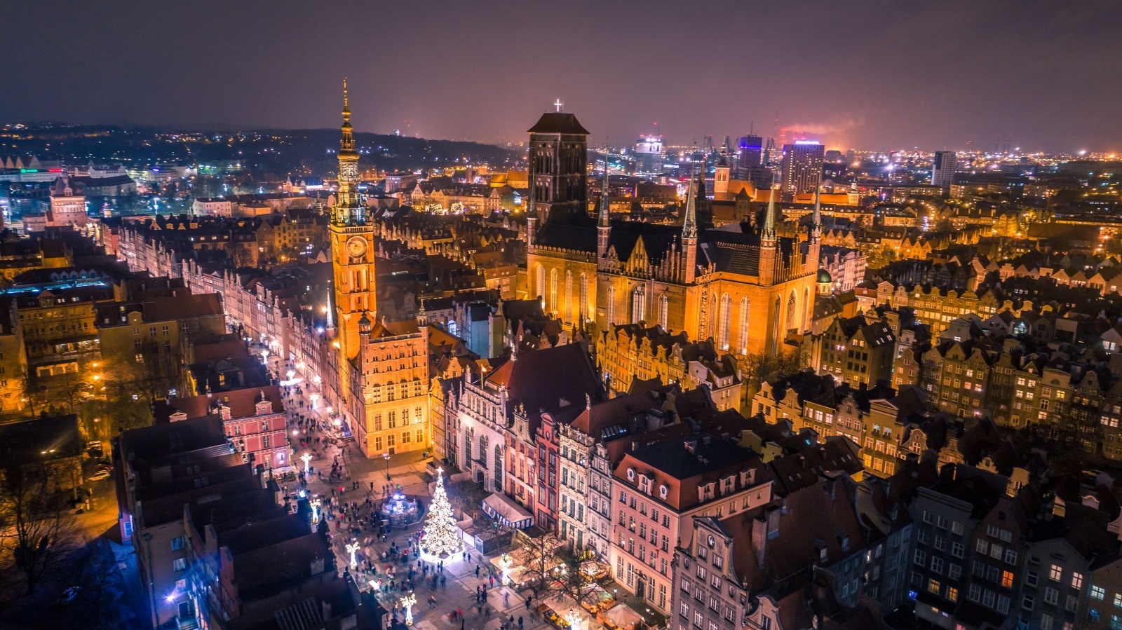 Zdjęcie w galerii na portalu naszwodzislaw.com: Najpiękniejsze jarmarki bożonarodzeniowe Europy. Wybierz się na nie, lecąc z Wrocławia wiadomości z regionu