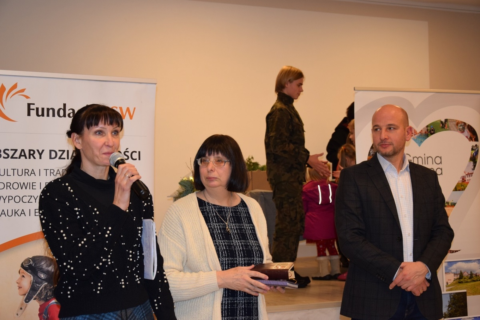 Zdjęcie w galerii na portalu naszwodzislaw.com: Mszana. Spotkanie opłatkowe z gośćmi z Ukrainy wiadomości z regionu