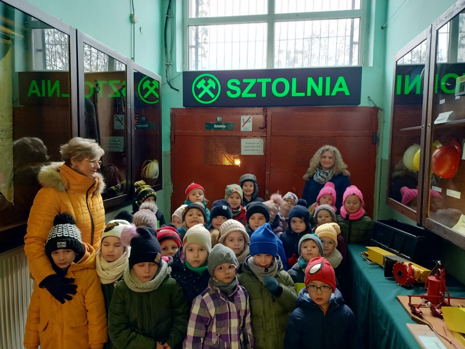 Zdjęcie w galerii na portalu naszwodzislaw.com: Przedszkolaki z Osiemnastki odkrywają tajemnice Sztolni wiadomości z regionu