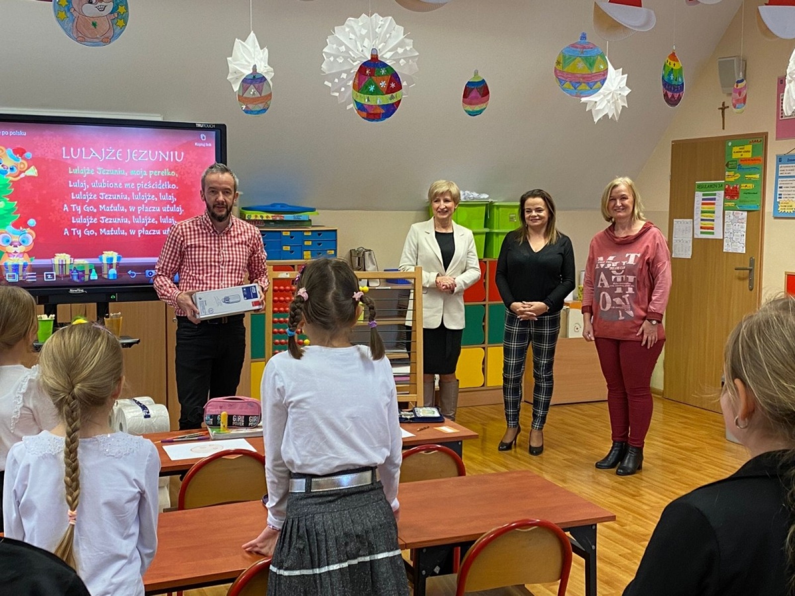 Zdjęcie w galerii na portalu naszwodzislaw.com: Wirusoochrona ZSP3 wiadomości z regionu