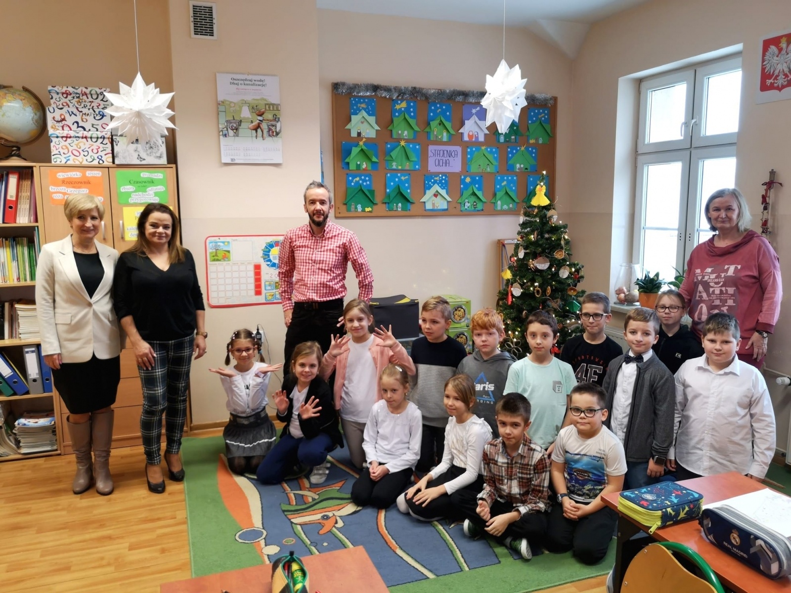 Zdjęcie w galerii na portalu naszwodzislaw.com: Wirusoochrona ZSP3 wiadomości z regionu