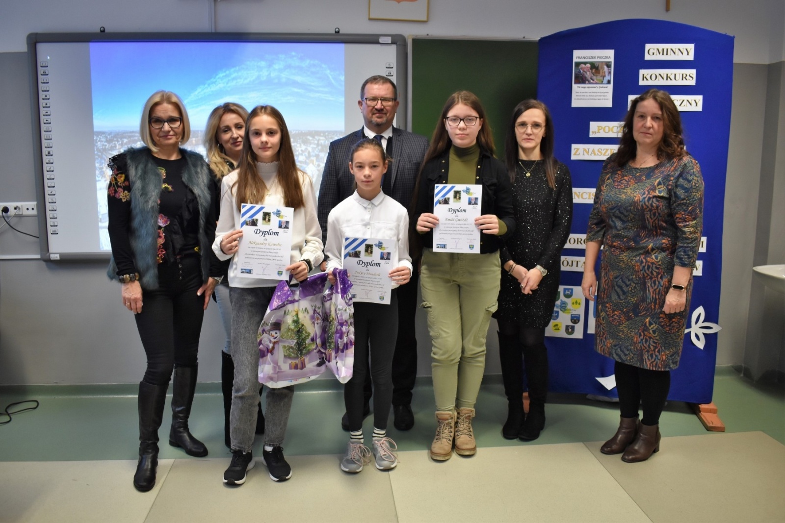 Zdjęcie w galerii na portalu naszwodzislaw.com: Pocztówka z naszej gminy dla Franciszka Pieczki. Podsumowanie konkursu wiadomości z regionu