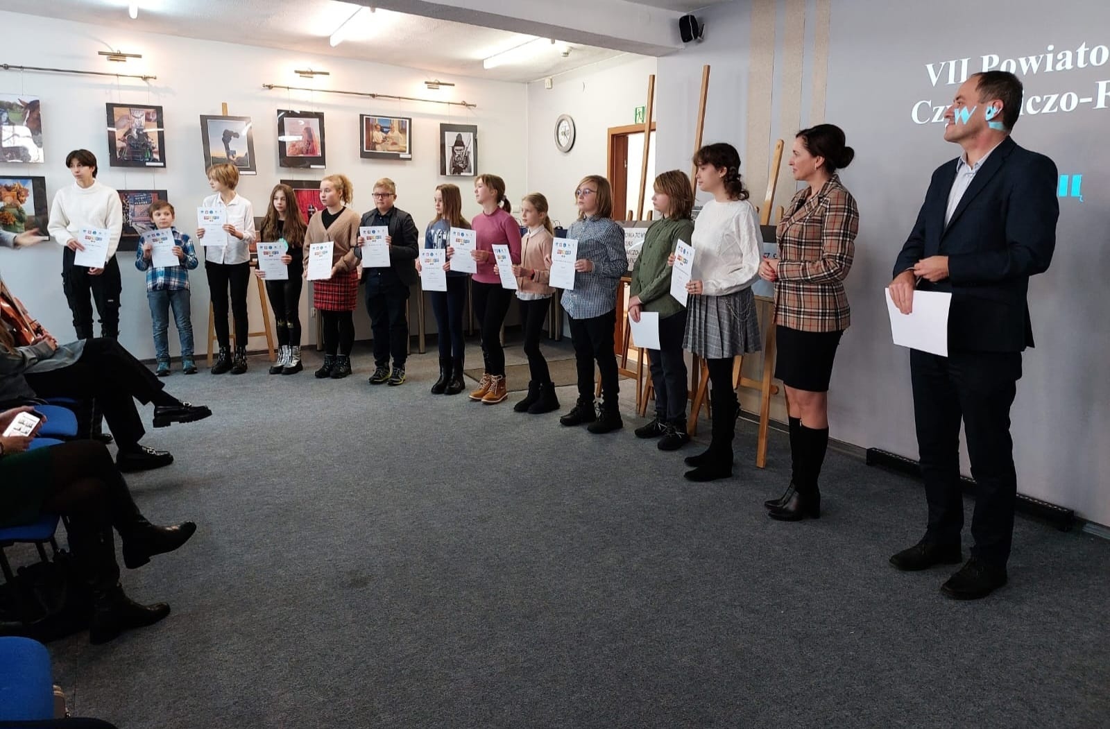 Zdjęcie w galerii na portalu naszwodzislaw.com: Julia i Marek najlepiej ubrali się w książkę wiadomości z regionu