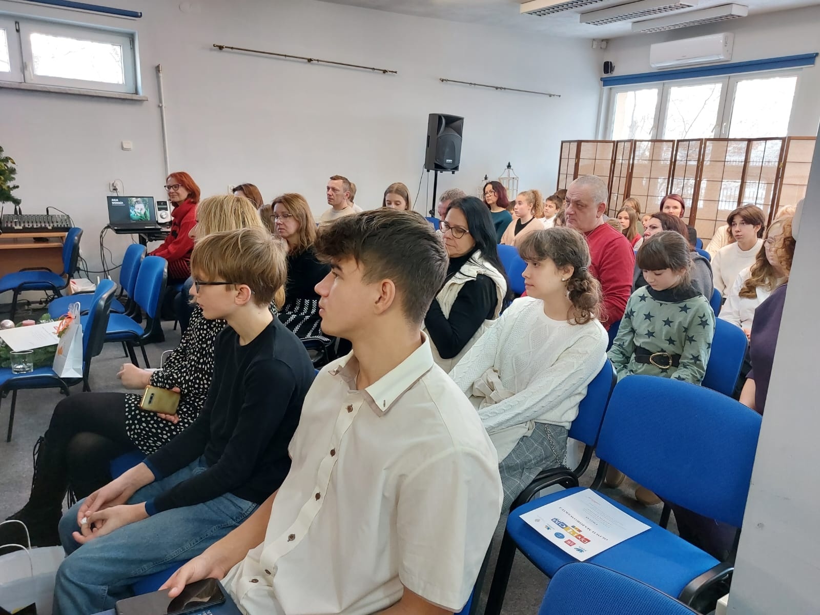 Zdjęcie w galerii na portalu naszwodzislaw.com: Julia i Marek najlepiej ubrali się w książkę wiadomości z regionu