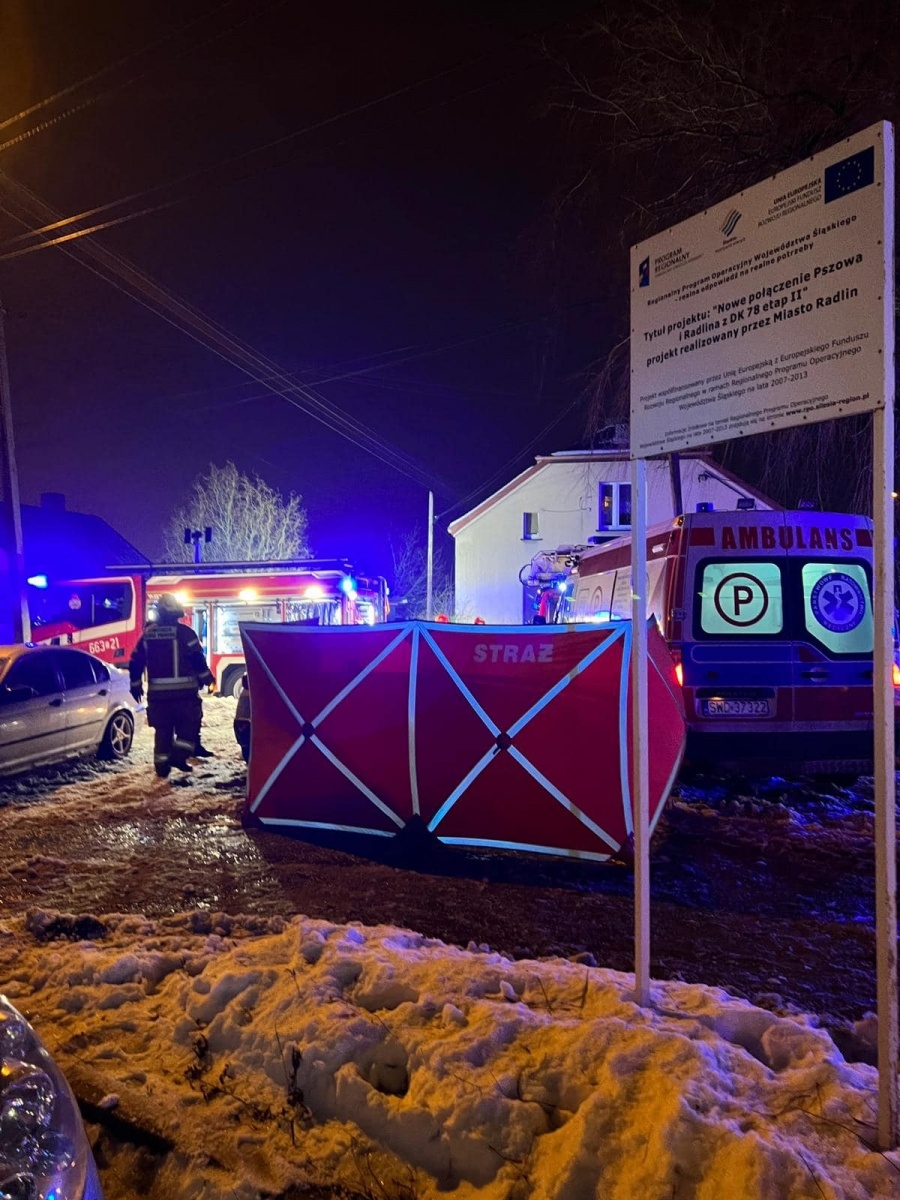Zdjęcie w galerii na portalu naszwodzislaw.com: Tragedia w Radlinie. Mężczyzna zginął w pożarze wiadomości z regionu