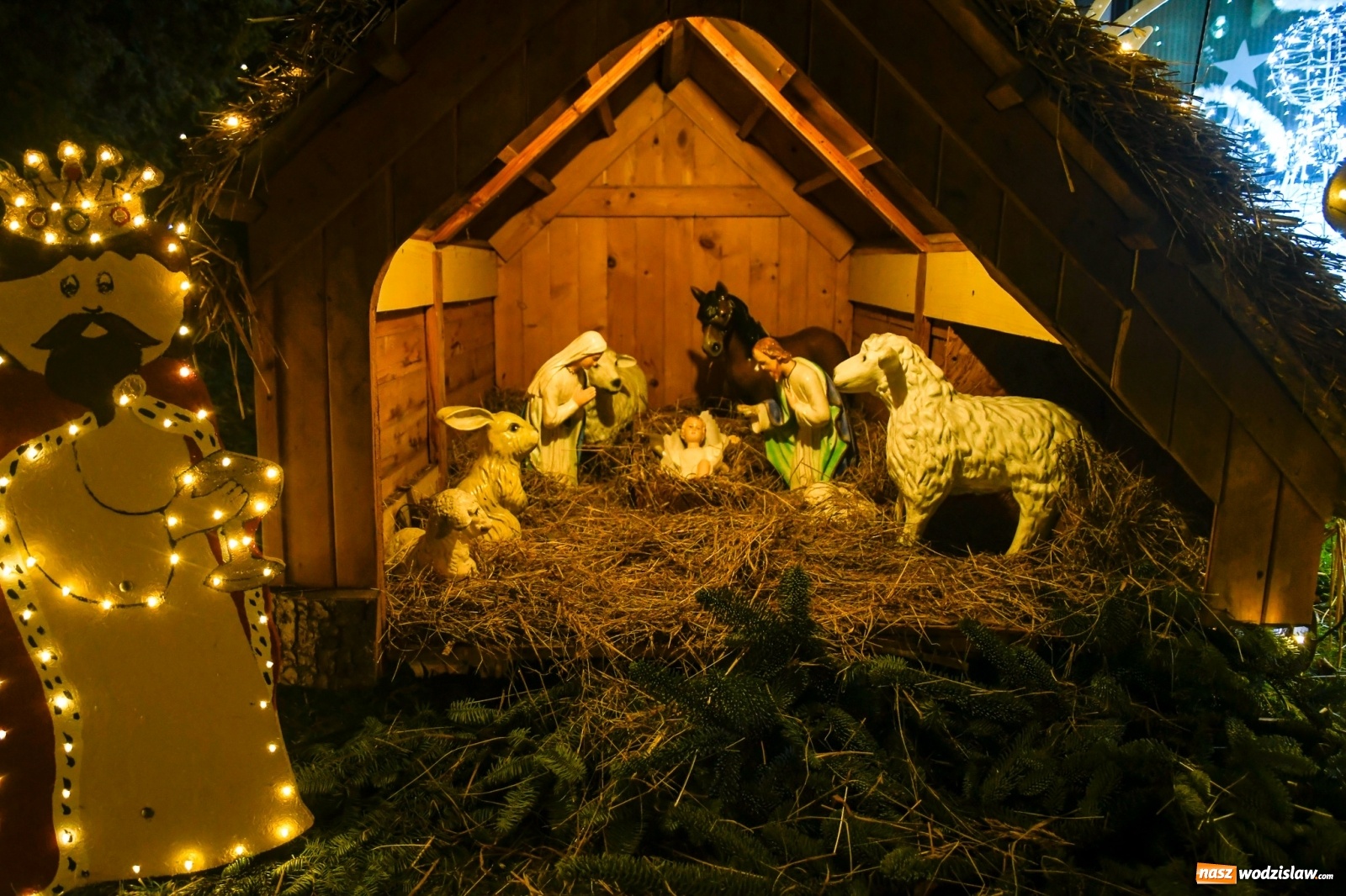Zdjęcie w galerii na portalu naszwodzislaw.com: Świąteczna bajkowa Nowa Wioska [FOTO i WIDEO] wiadomości z regionu