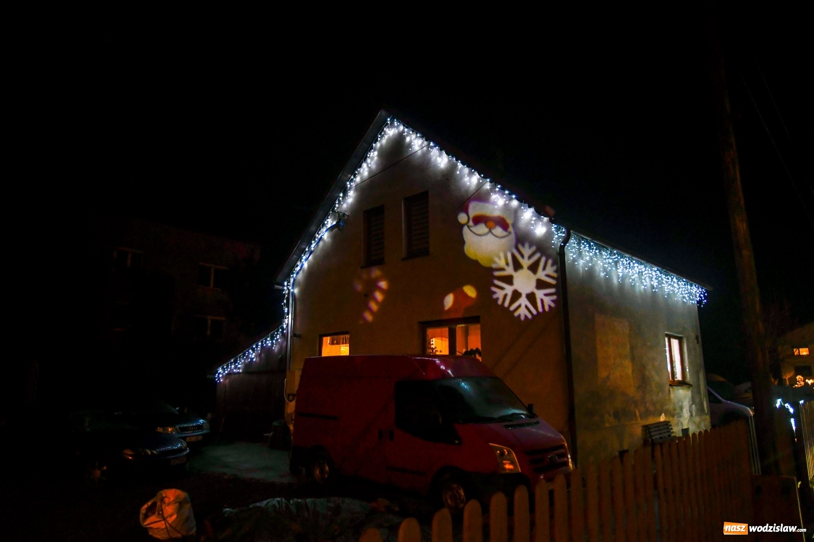 Zdjęcie w galerii na portalu naszwodzislaw.com: Świąteczna bajkowa Nowa Wioska [FOTO i WIDEO] wiadomości z regionu