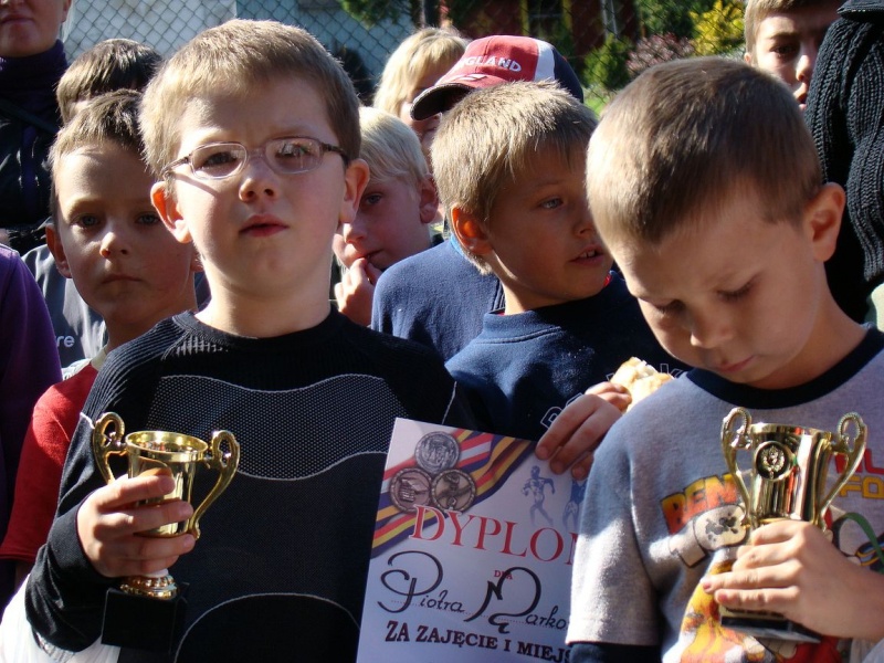 Zdjęcie w galerii na portalu naszwodzislaw.com: Bieg uliczny w słusznej sprawie wiadomości z regionu