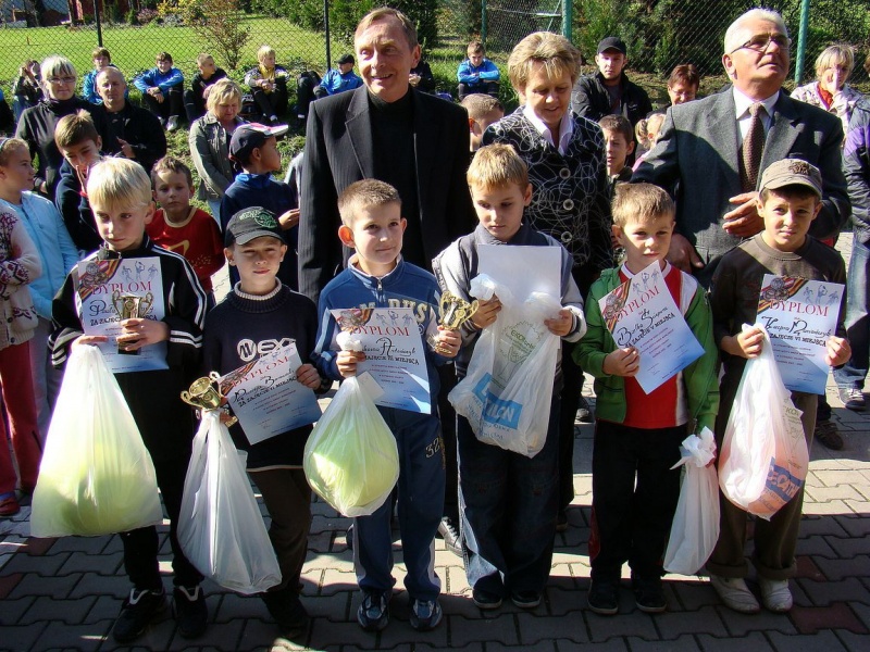Zdjęcie w galerii na portalu naszwodzislaw.com: Bieg uliczny w słusznej sprawie wiadomości z regionu