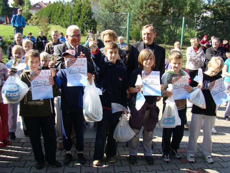 Zdjęcie w galerii na portalu naszwodzislaw.com: Bieg uliczny w słusznej sprawie wiadomości z regionu