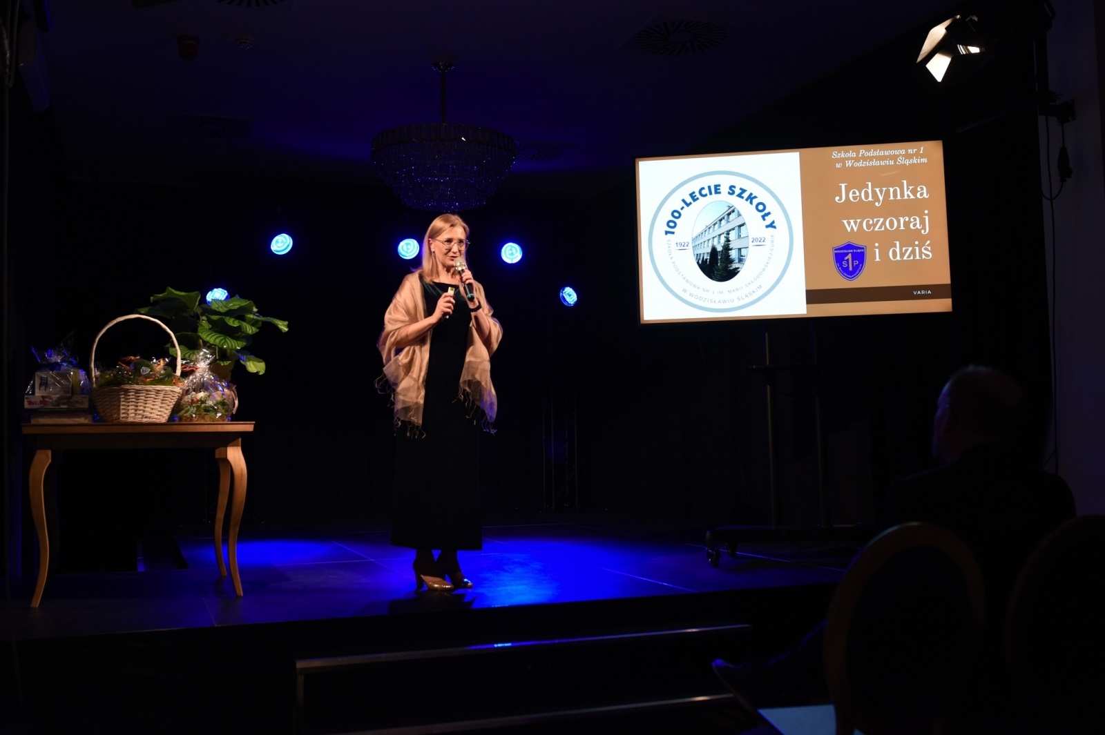 Zdjęcie w galerii na portalu naszwodzislaw.com: Jubileusz wodzisławskiej SP1 podsumowany [FOTO] wiadomości z regionu