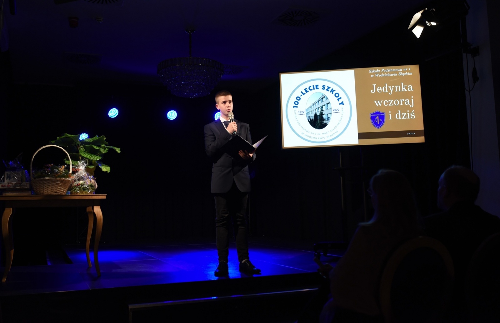 Zdjęcie w galerii na portalu naszwodzislaw.com: Jubileusz wodzisławskiej SP1 podsumowany [FOTO] wiadomości z regionu