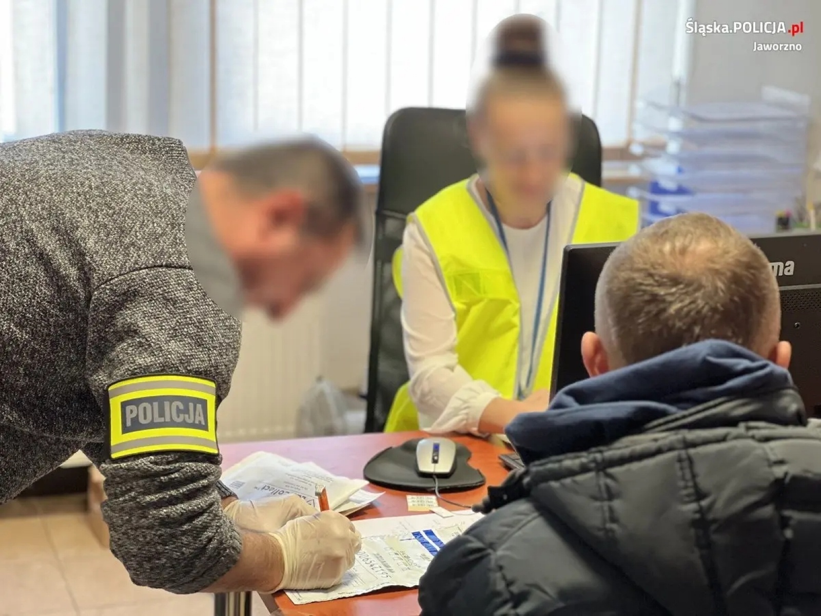 Zdjęcie w galerii na portalu naszwodzislaw.com: Brutalne pobicie zamiast randki. Przestroga dla szukających partnera w sieci wiadomości z regionu