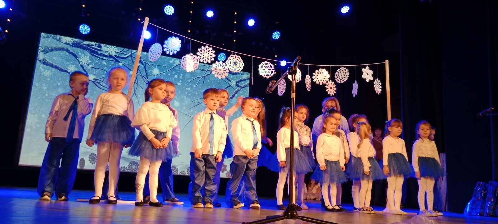 Zdjęcie w galerii na portalu naszwodzislaw.com: Magiczna zima w Pszowie wiadomości z regionu