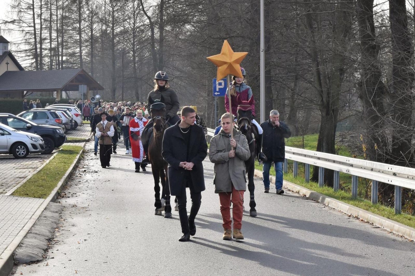 Zdjęcie w galerii na portalu naszwodzislaw.com: Orszak Trzech Króli w Skrbeńsku [FOTO] wiadomości z regionu