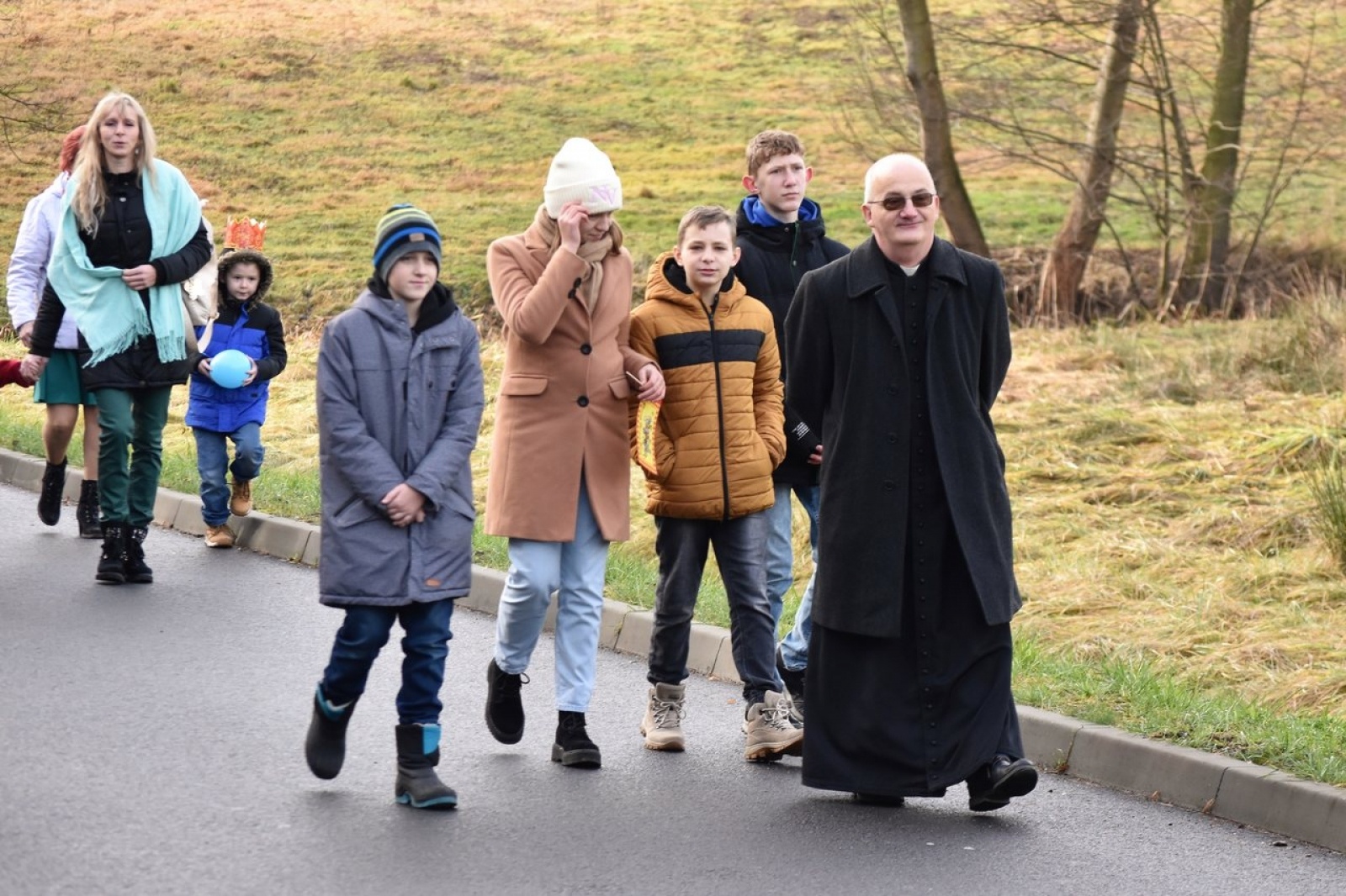 Zdjęcie w galerii na portalu naszwodzislaw.com: Orszak Trzech Króli w Skrbeńsku [FOTO] wiadomości z regionu