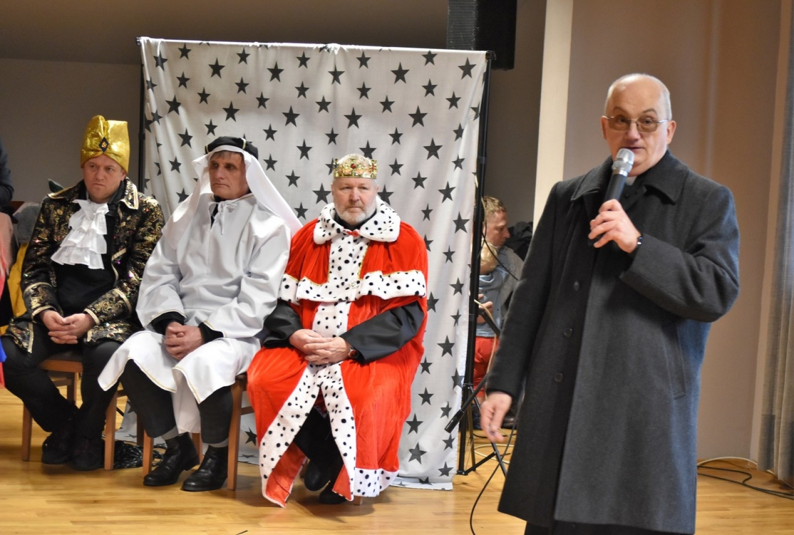 Zdjęcie w galerii na portalu naszwodzislaw.com: Orszak Trzech Króli w Skrbeńsku [FOTO] wiadomości z regionu