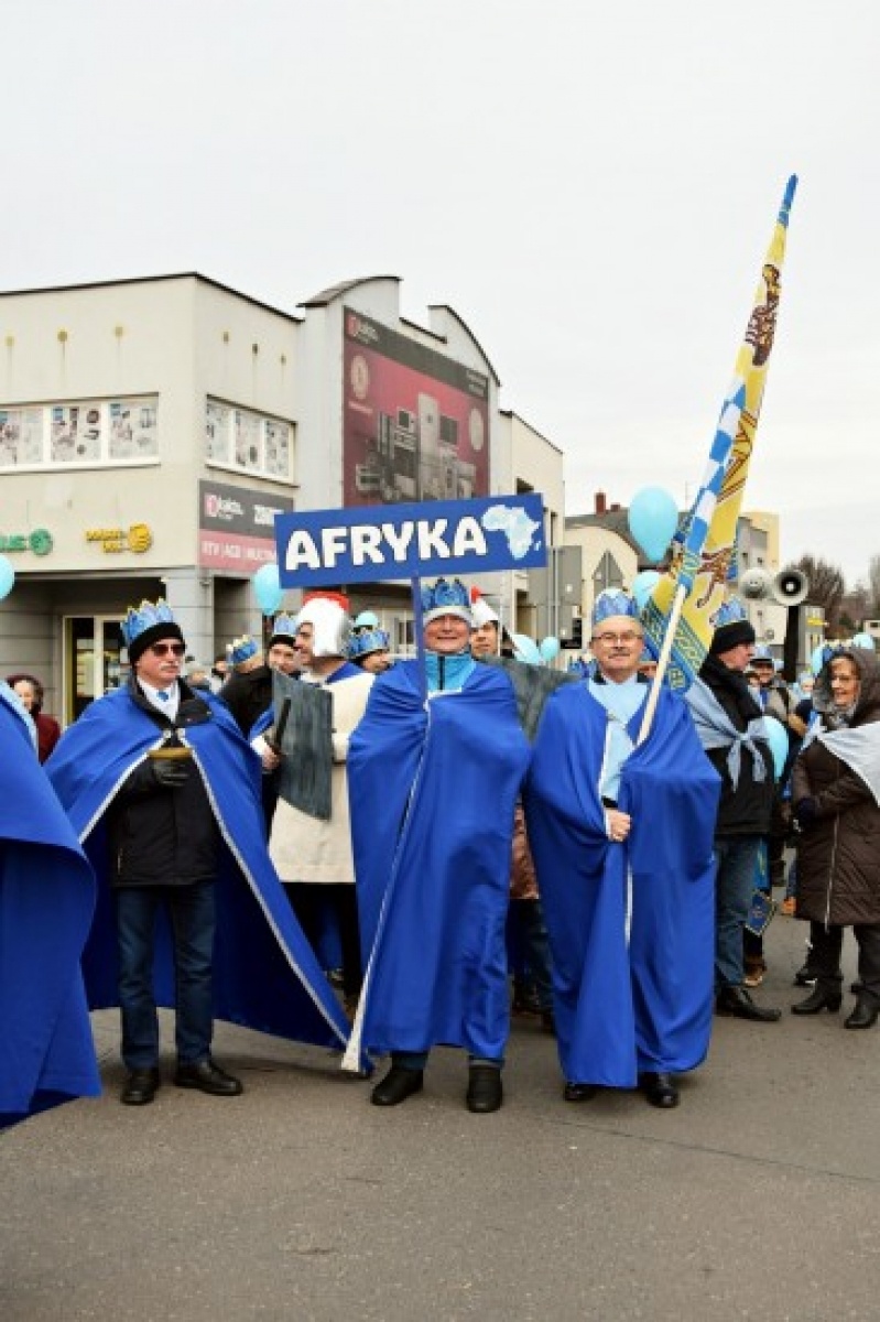 Zdjęcie w galerii na portalu naszwodzislaw.com: Orszak Trzech Króli w Rydułtowach [FOTO] wiadomości z regionu