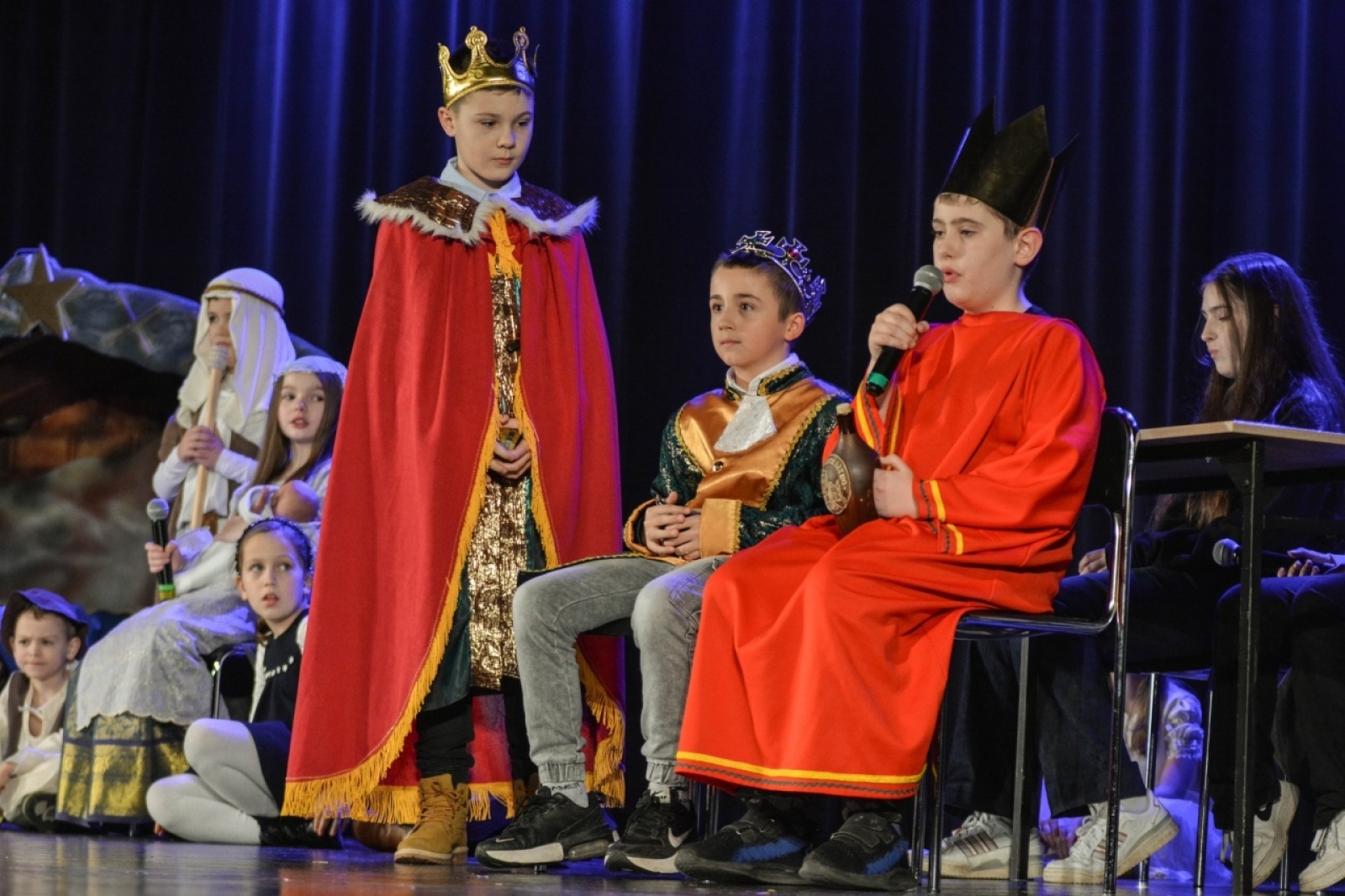 Zdjęcie w galerii na portalu naszwodzislaw.com: Znamy zwycięzców Miejskiego Festiwalu Widowisk Jasełkowych [FOTO] wiadomości z regionu