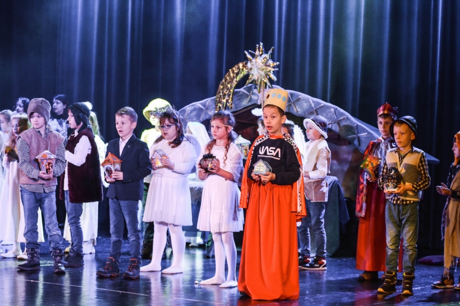 Zdjęcie w galerii na portalu naszwodzislaw.com: Znamy zwycięzców Miejskiego Festiwalu Widowisk Jasełkowych [FOTO] wiadomości z regionu