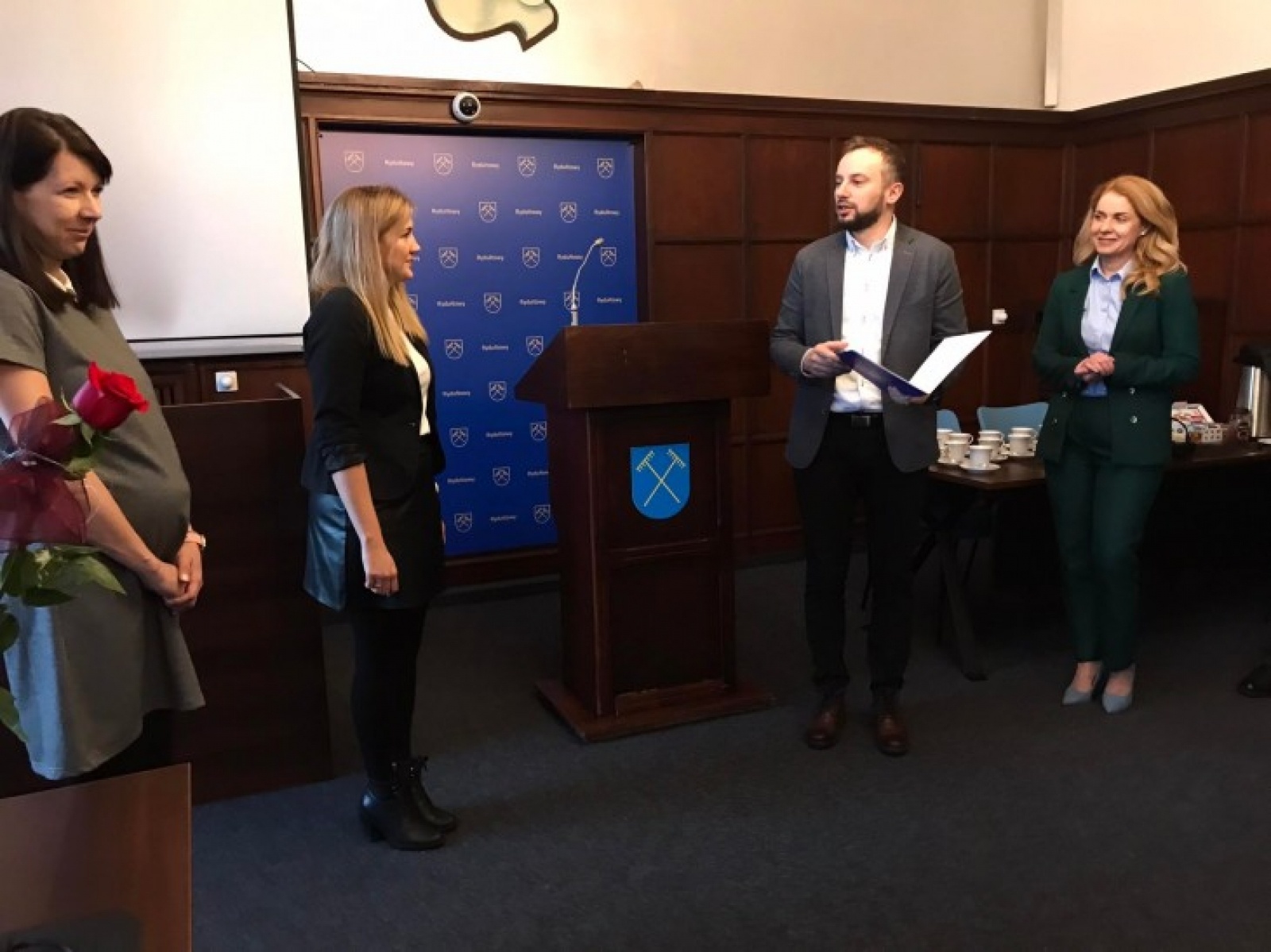 Zdjęcie w galerii na portalu naszwodzislaw.com: Burmistrz Rydułtów spotkał się z nauczycielami wiadomości z regionu