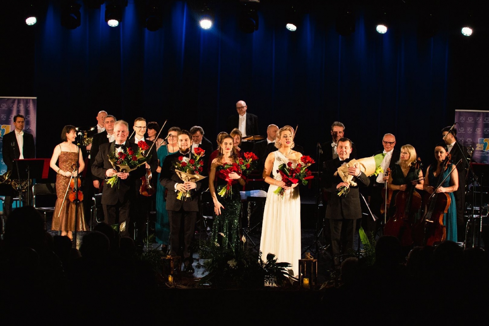 Zdjęcie w galerii na portalu naszwodzislaw.com: 25-lecie Powiatu Wodzisławskiego. Koncertowy początek roku [FOTO] wiadomości z regionu