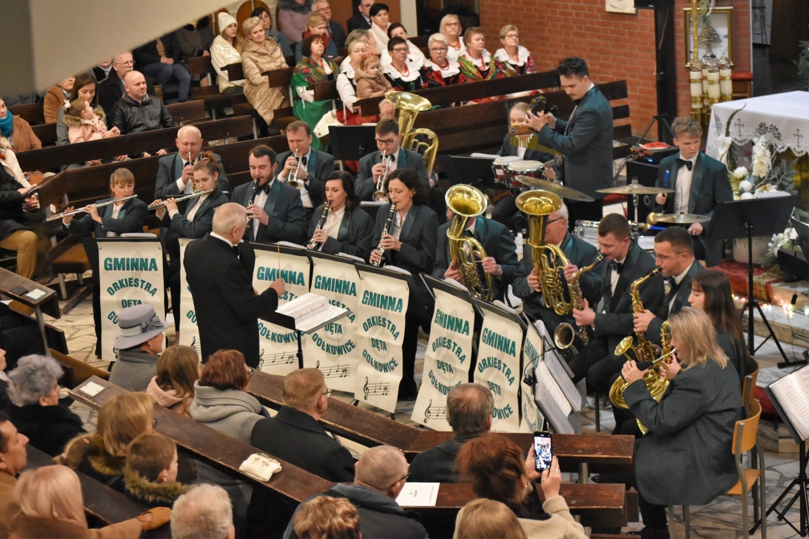 Zdjęcie w galerii na portalu naszwodzislaw.com: Noworoczny koncert gołkowickiej orkiestry dętej za nami [FOTO] wiadomości z regionu