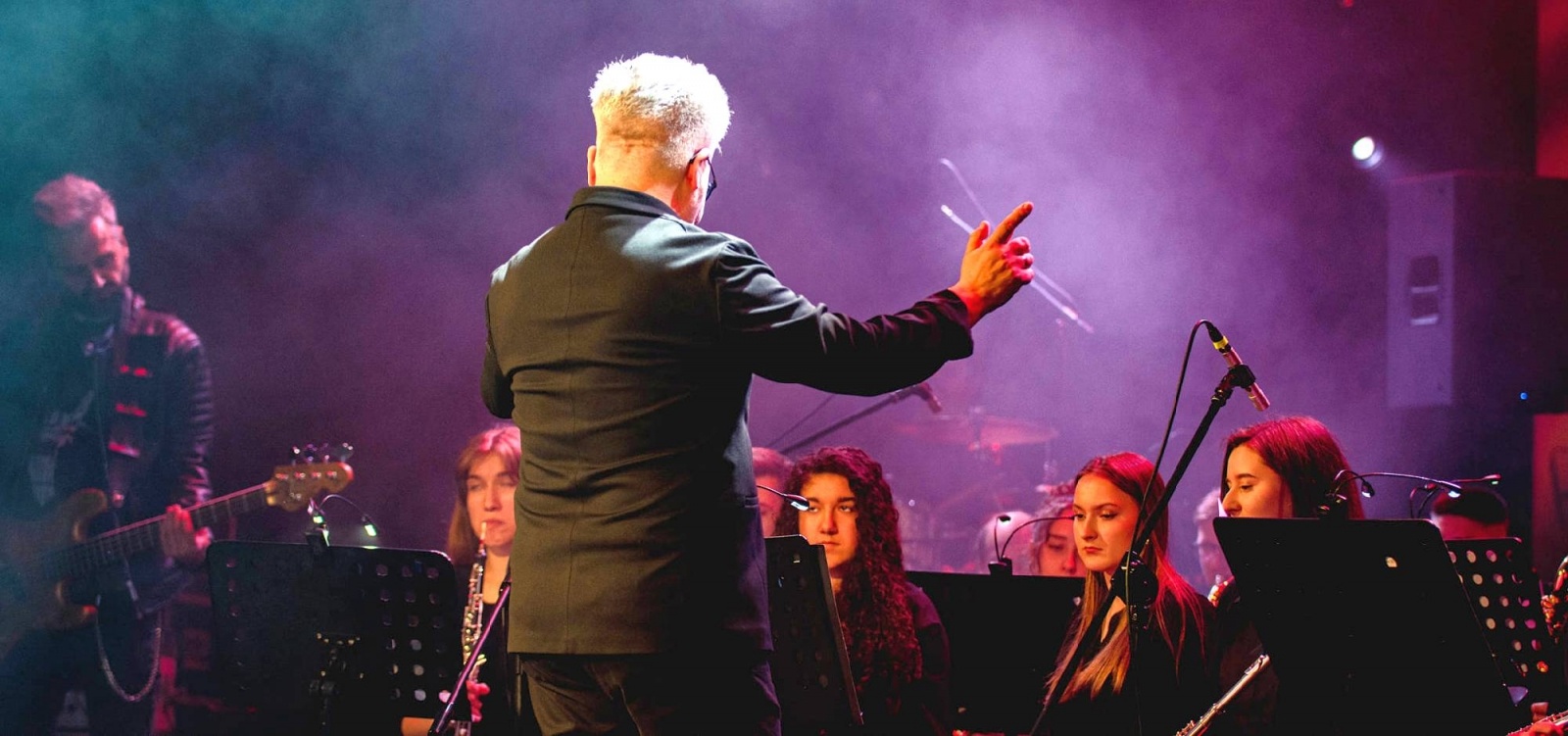 Zdjęcie w galerii na portalu naszwodzislaw.com: Muzyczna uczta na Dzień Kobiet wiadomości z regionu