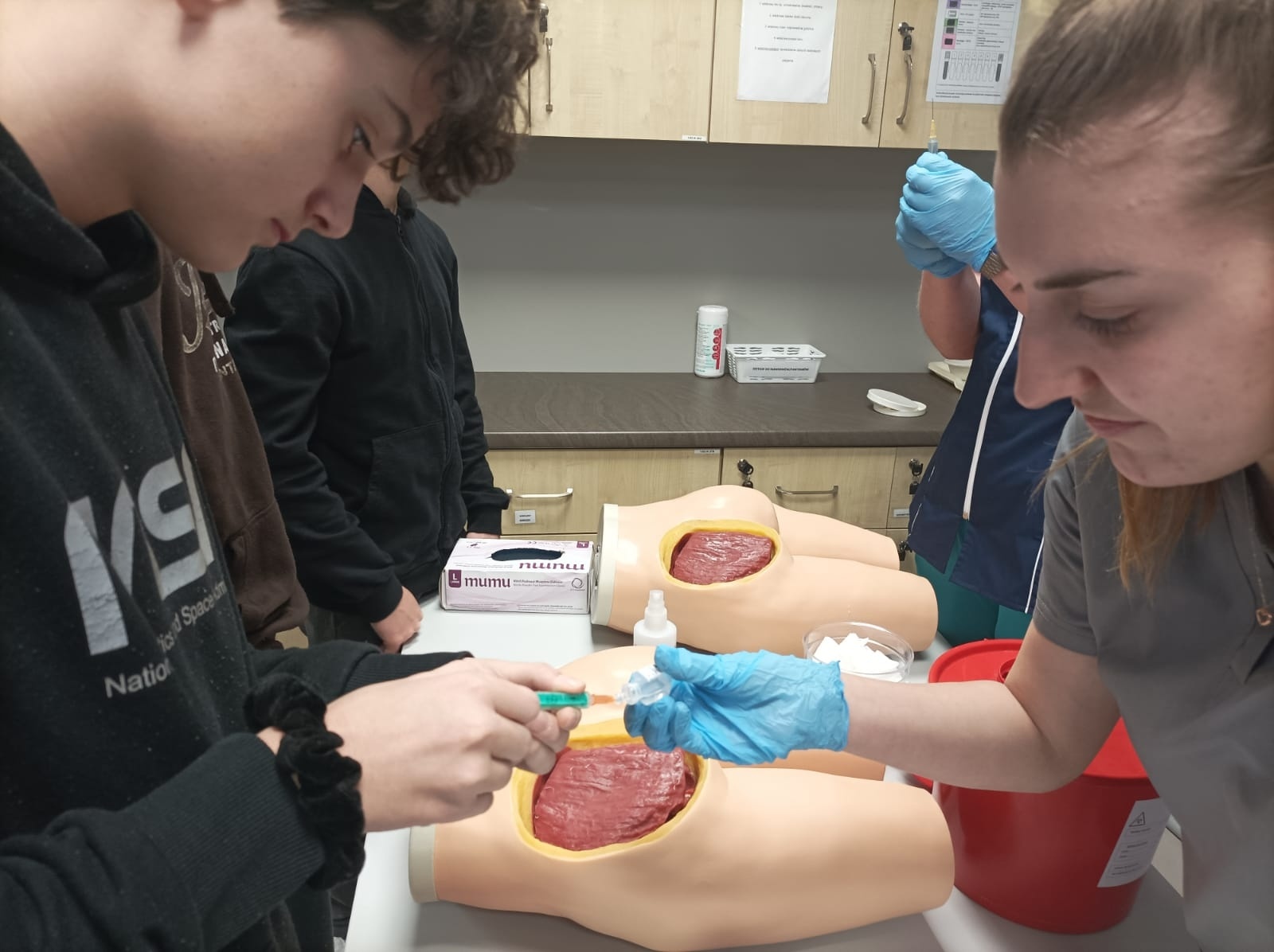 Zdjęcie w galerii na portalu naszwodzislaw.com: Uczniowie szkół średnich poznali MCSM w Raciborzu wiadomości z regionu