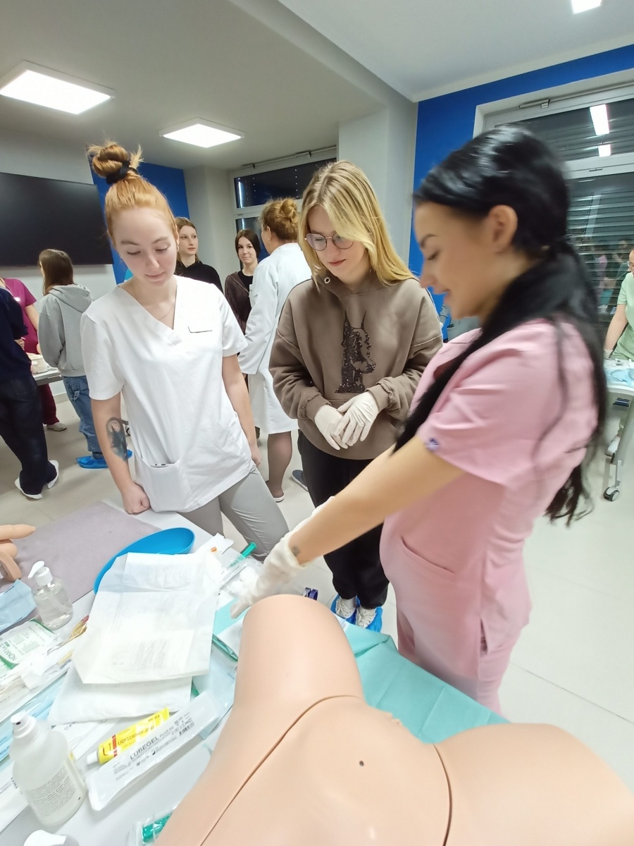 Zdjęcie w galerii na portalu naszwodzislaw.com: Uczniowie szkół średnich poznali MCSM w Raciborzu wiadomości z regionu