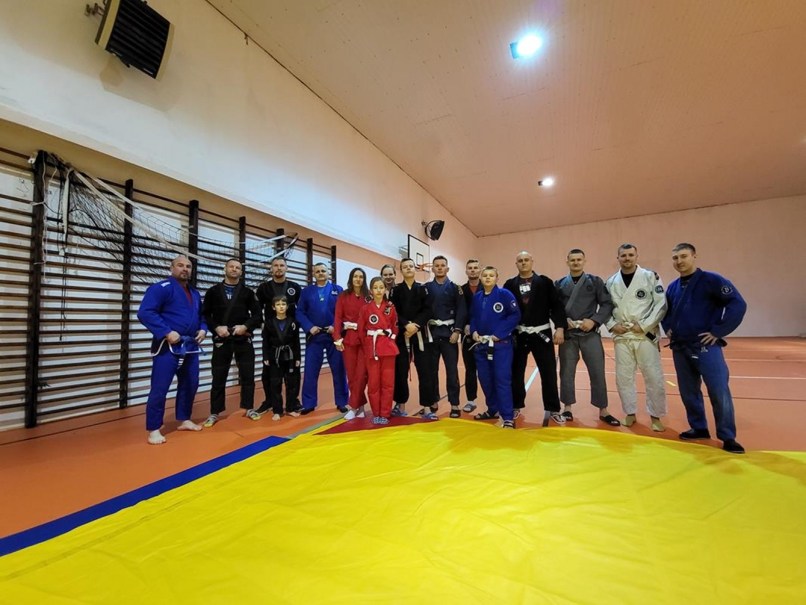 Zdjęcie w galerii na portalu naszwodzislaw.com: Krystian Stein promowany na czarny pas wiadomości z regionu