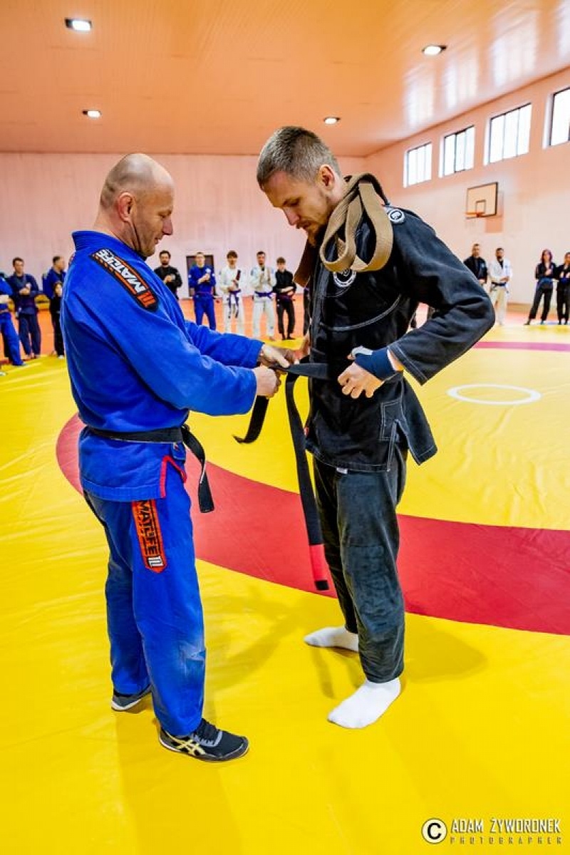 Zdjęcie w galerii na portalu naszwodzislaw.com: Krystian Stein promowany na czarny pas wiadomości z regionu