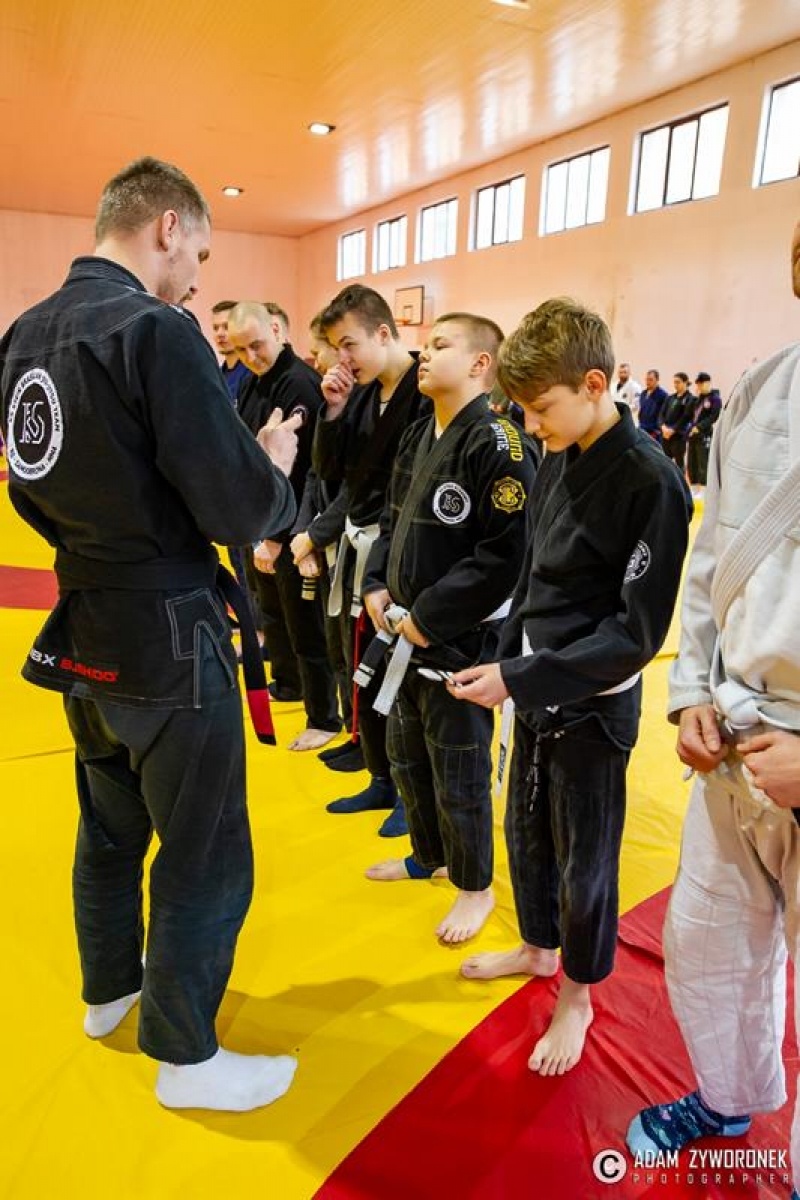 Zdjęcie w galerii na portalu naszwodzislaw.com: Krystian Stein promowany na czarny pas wiadomości z regionu