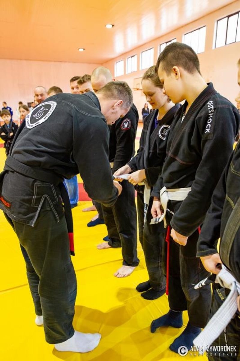 Zdjęcie w galerii na portalu naszwodzislaw.com: Krystian Stein promowany na czarny pas wiadomości z regionu