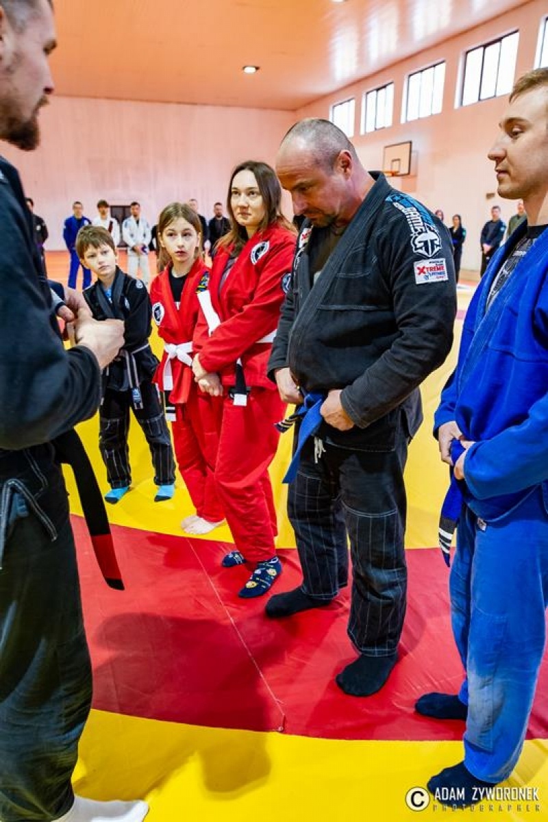 Zdjęcie w galerii na portalu naszwodzislaw.com: Krystian Stein promowany na czarny pas wiadomości z regionu