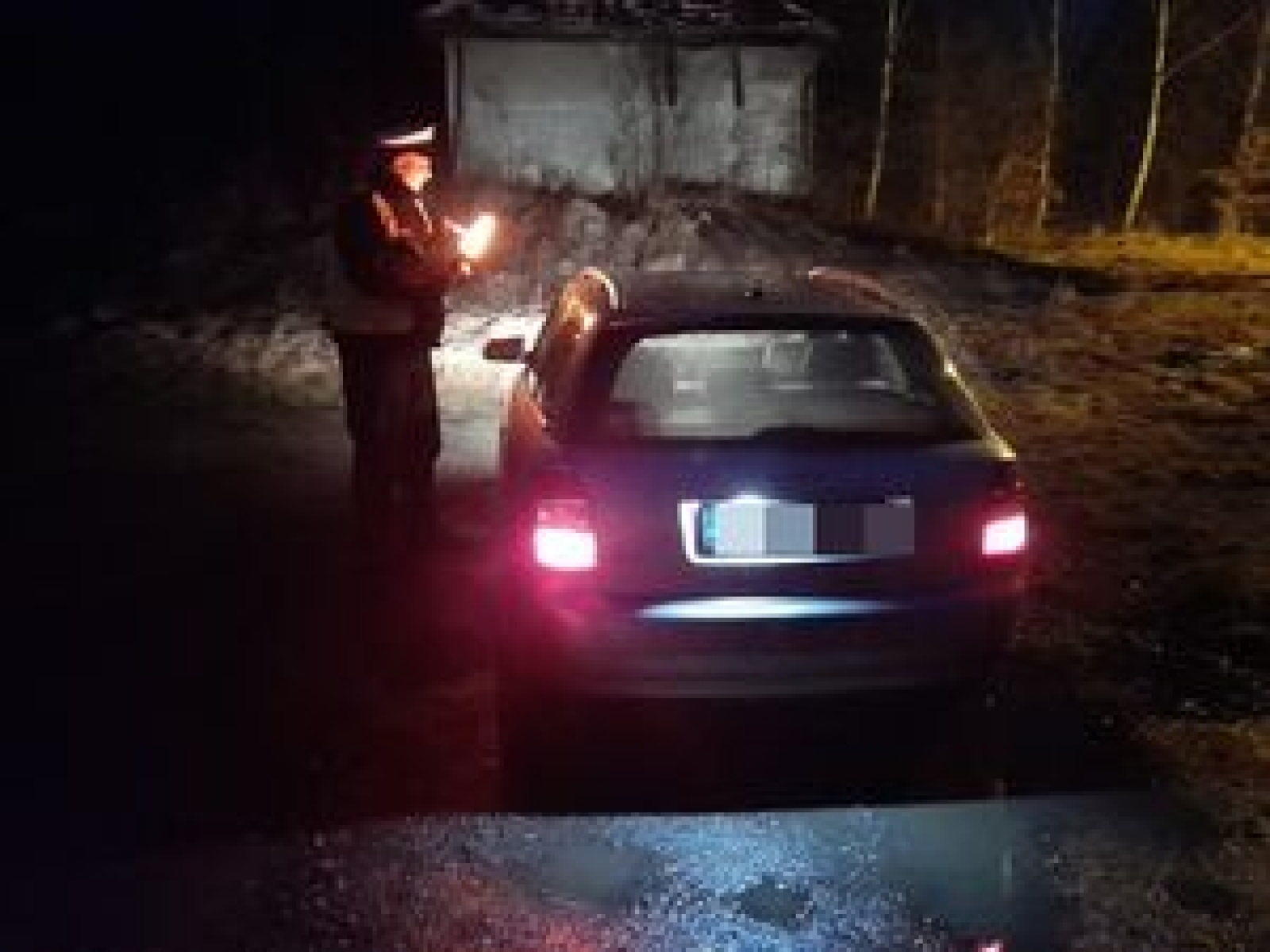 Zdjęcie w galerii na portalu naszwodzislaw.com: Lekceważenie ograniczeń prędkości drogo kosztowało młodego kierowcę wiadomości z regionu