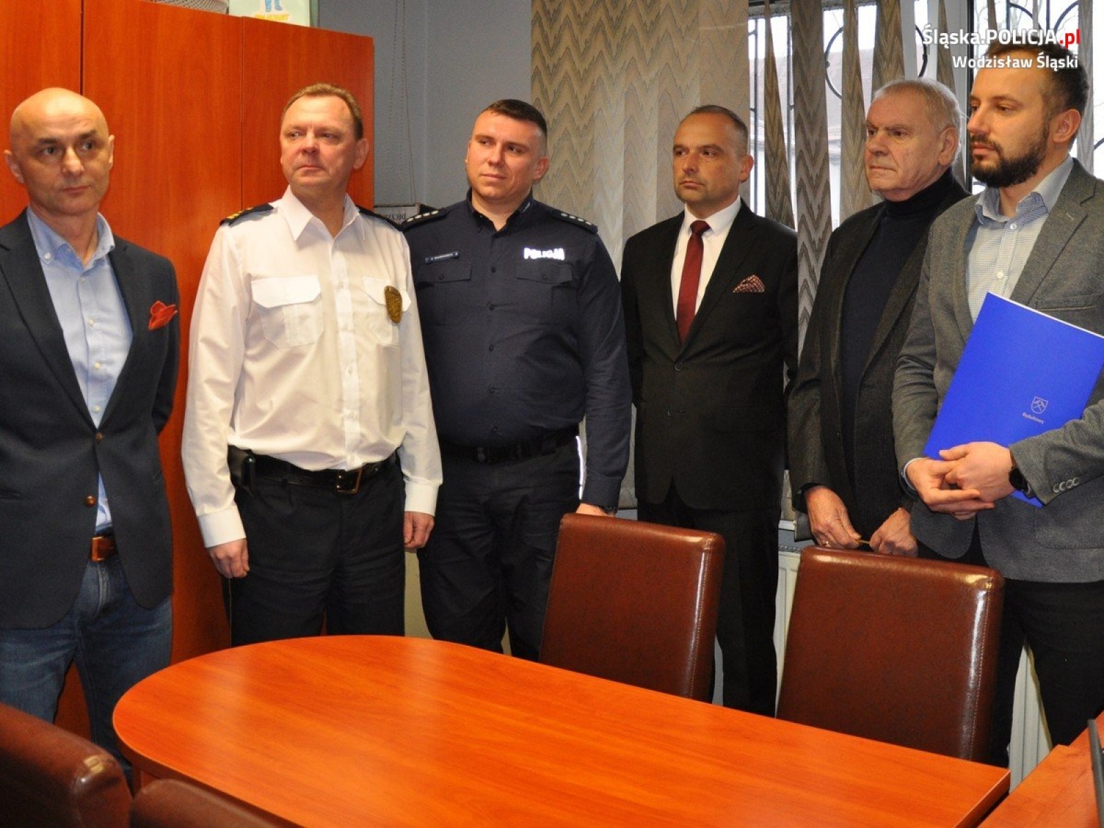 Zdjęcie w galerii na portalu naszwodzislaw.com: Komisarz Krzysztof Szczeponek nowym szefem rydułtowskich policjantów wiadomości z regionu