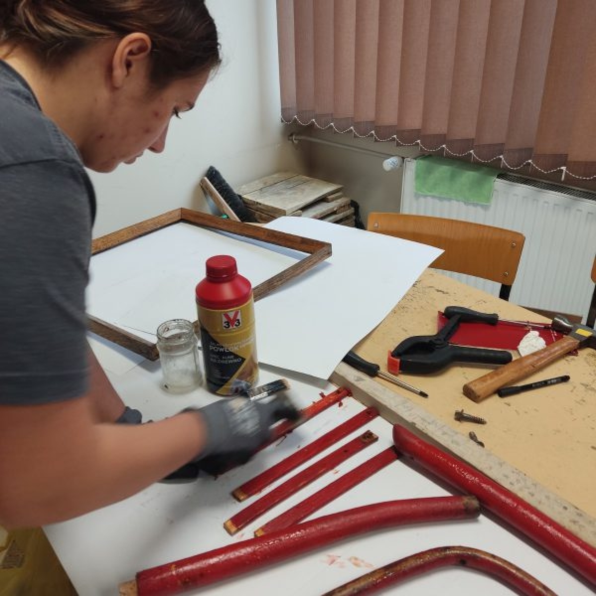 Zdjęcie w galerii na portalu naszwodzislaw.com: Warsztaty z meblarstwa w Instytucie Architektury ANS wiadomości z regionu