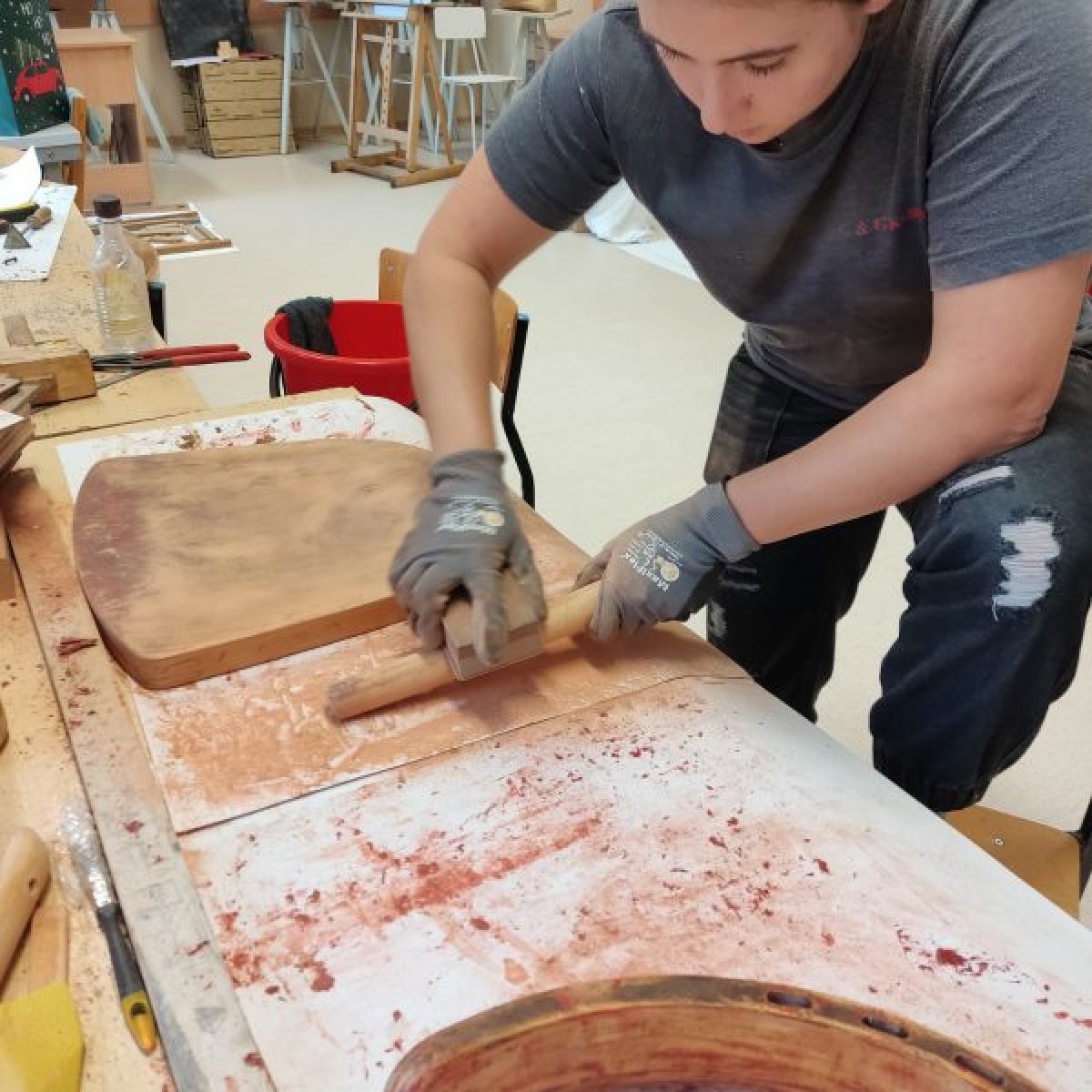 Zdjęcie w galerii na portalu naszwodzislaw.com: Warsztaty z meblarstwa w Instytucie Architektury ANS wiadomości z regionu